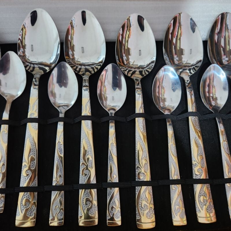 Talheres de Aço Inoxidável 24 Peças + Caixa de Madeira de Brinde